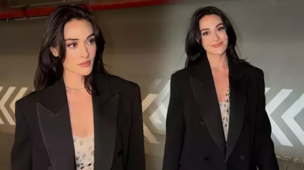 Pozlarına beğeni yağdı...